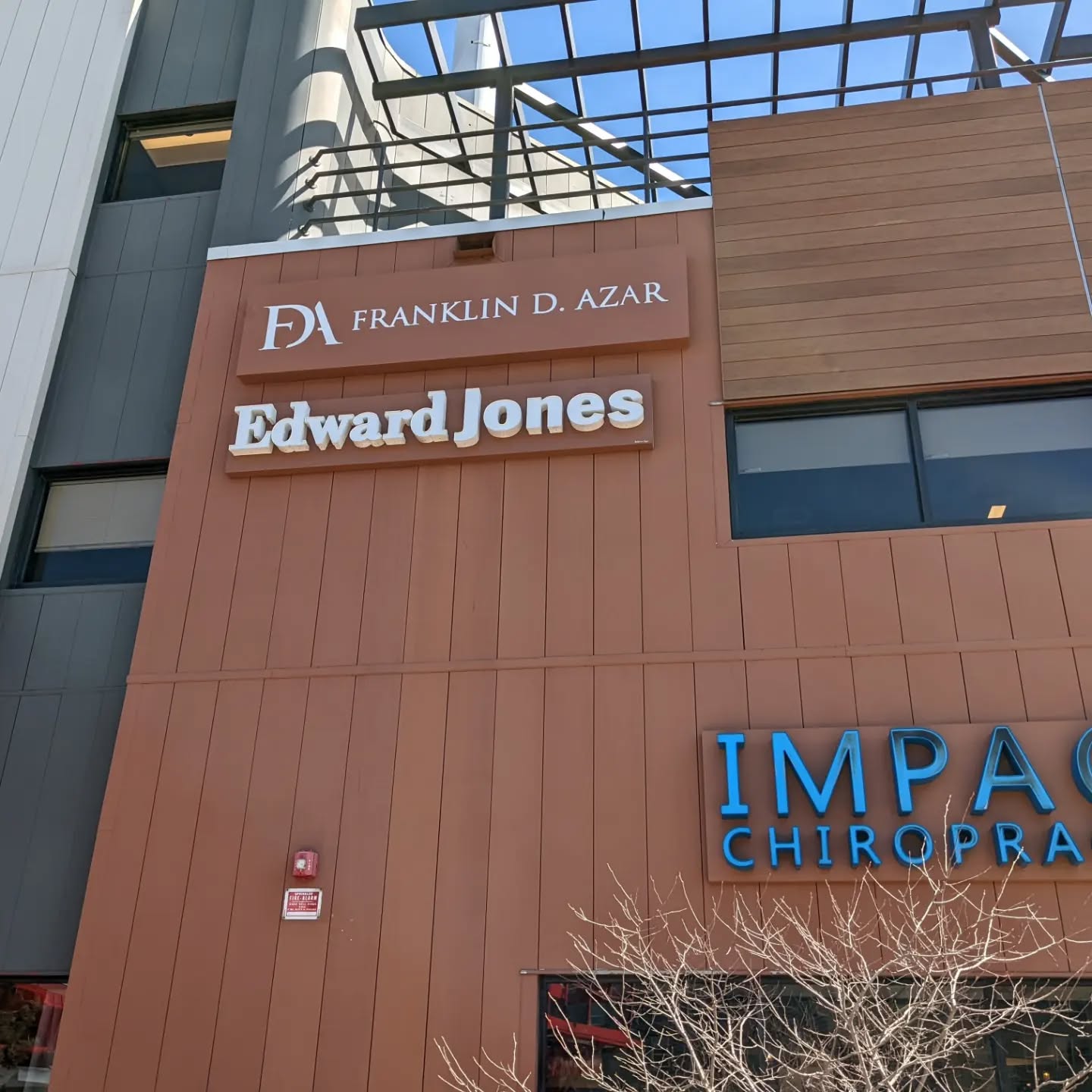 We made and installed a couple lighted Frank D. Azar signs for @askthesignlady.

#bartonsignfab #coloradosigncompany #buildingourlegacy #smallbusiness #signfabrication #signinstallation #makermatt #familybusiness #makersgonnamake